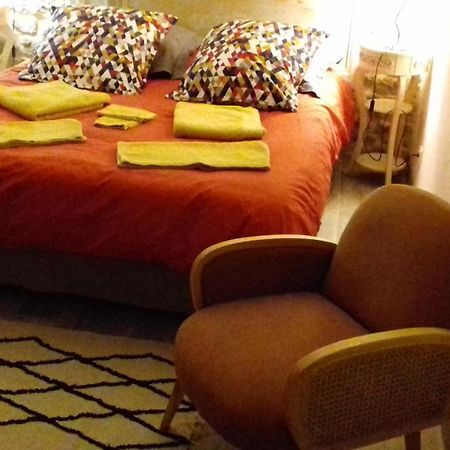 Le Vitrail Chambre Equipee Sans Service Repas Yvetot-Bocage Luaran gambar
